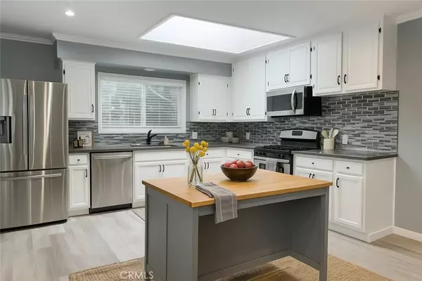 Newport Beach, CA 92625,457 Seaward #B