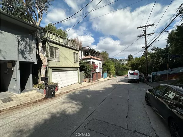 Hollywood Hills, CA 90046,8317 Kirkwood