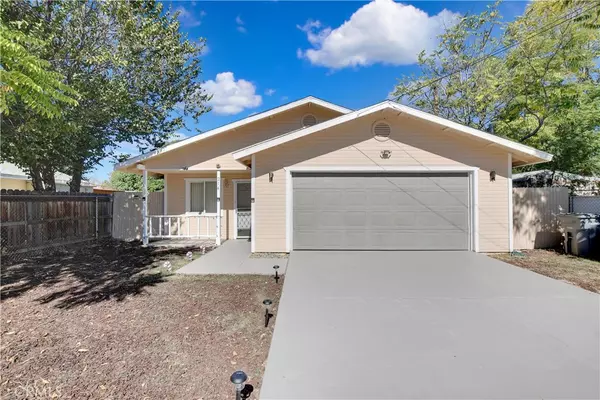 Hemet, CA 92543,214 W Latham