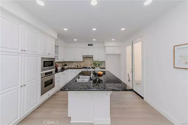 Irvine, CA 92602,15 Zuma