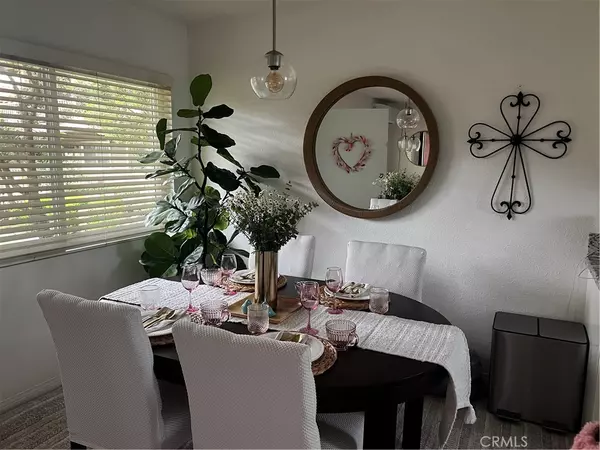 Orange, CA 92868,611 S La Veta Park #127