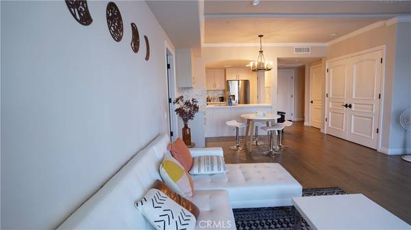 Long Beach, CA 90813,1598 Long Beach #201