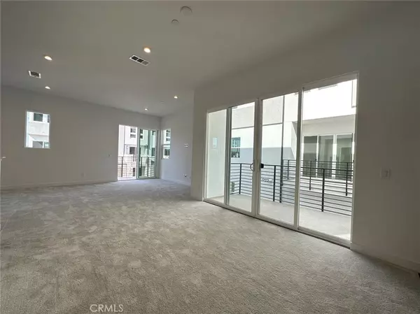 Anaheim, CA 92805,1723 W Cara Dr