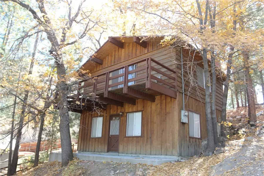 1120 Villa Grove, Big Bear Lake, CA 92315