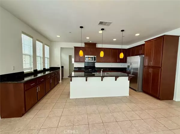 Ontario, CA 91762,2882 S Via Belamaria