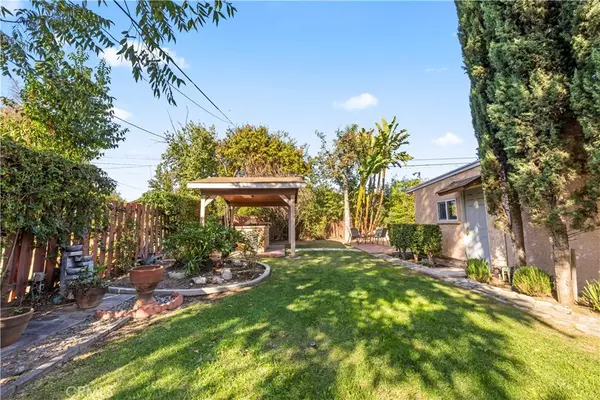 Pomona, CA 91768,457 Chester PL