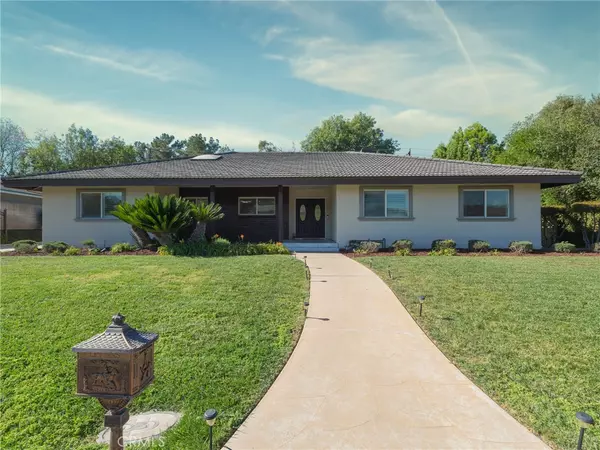 West Covina, CA 91791,417 S Charvers Ave