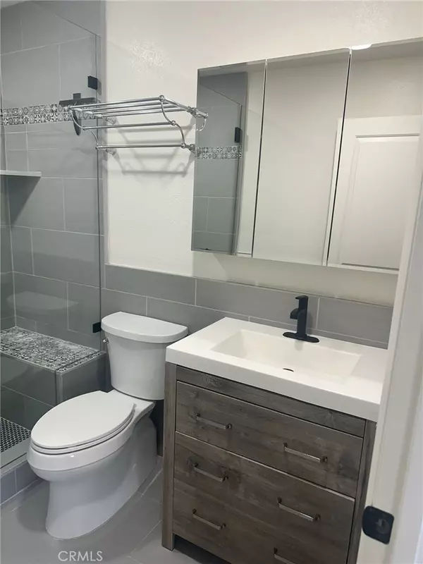 Thousand Oaks, CA 91320,620 Wilshire Place