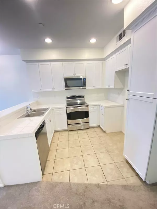 Brea, CA 92821,503 S Brea BLVD #18