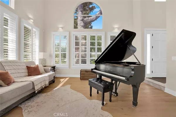 Arcadia, CA 91006,2122 S 3rd AVE