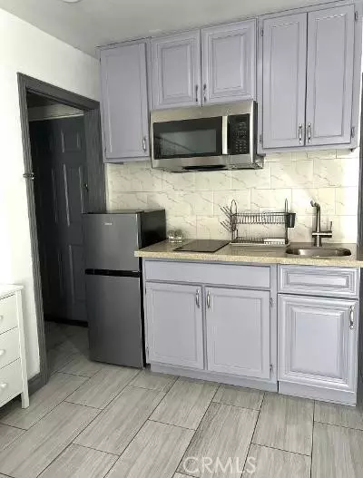 Pomona, CA 91768,1359 Glen Ave