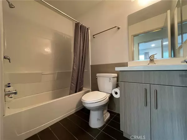 Alhambra, CA 91801,422 N 3rd ST #B