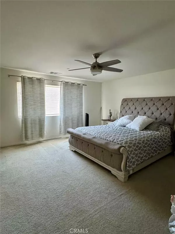 Fontana, CA 92336,5144 Godinez