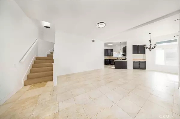 Pomona, CA 91766,17 Blackbird