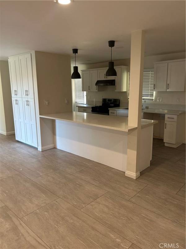 Upland, CA 91786,1397 N 3RD AVE