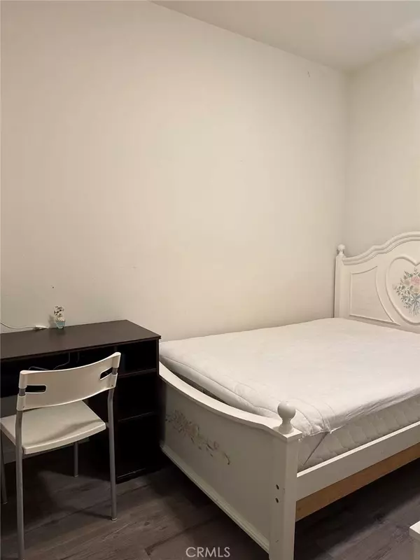 Ontario, CA 91764,2066 E Sentinel Privado