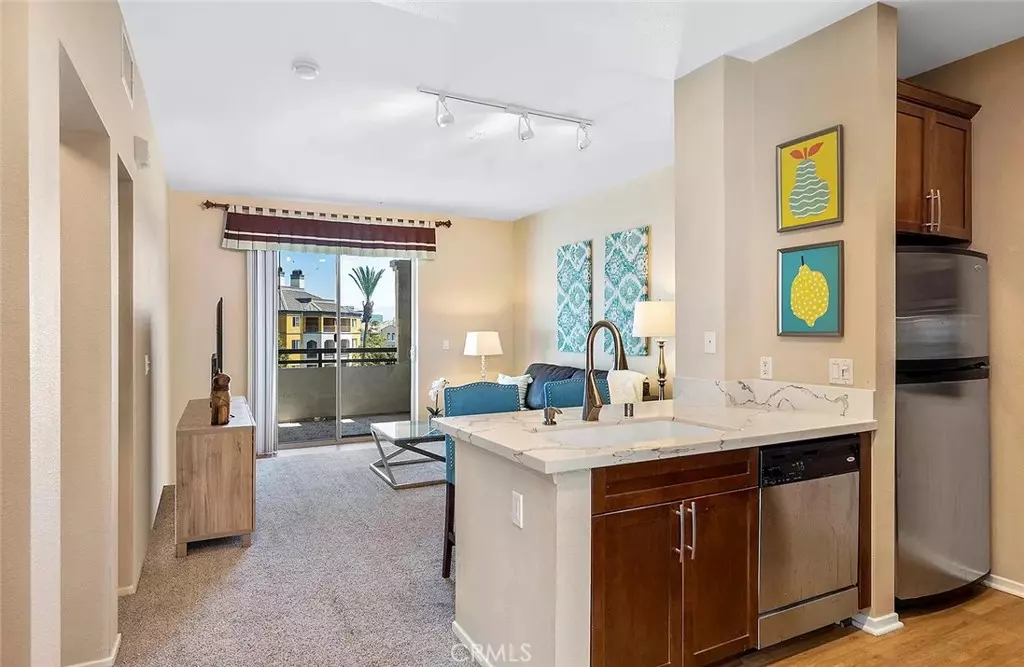 Irvine, CA 92612,1464 Scholarship