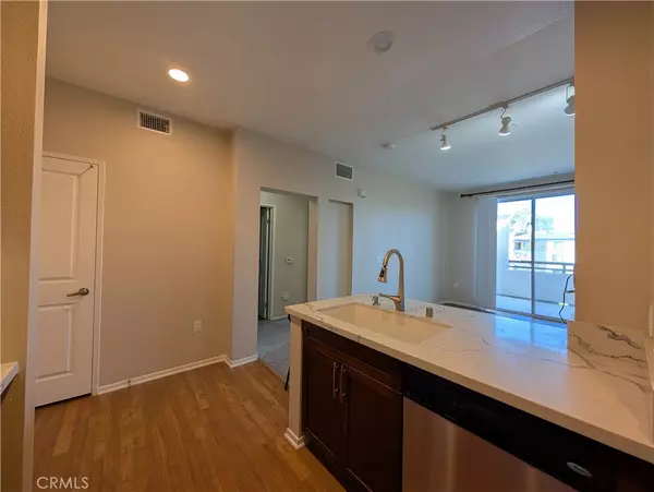 Irvine, CA 92612,1464 Scholarship