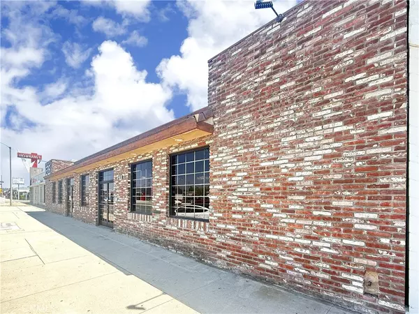 Covina, CA 91723,248 E Rowland ST