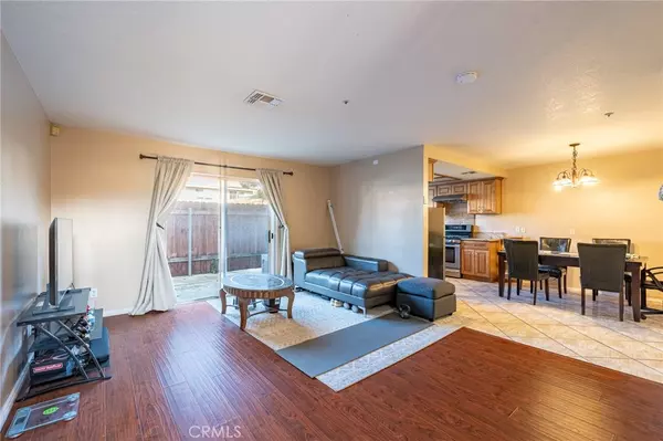 Pomona, CA 91766,369 E Phillips BLVD