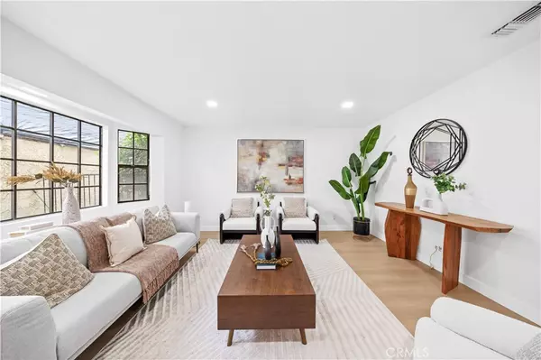 La Habra, CA 90631,409 W Mountain View #6