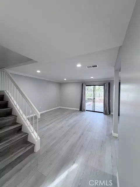 Diamond Bar, CA 91765,23064 Paseo De Terrado #2