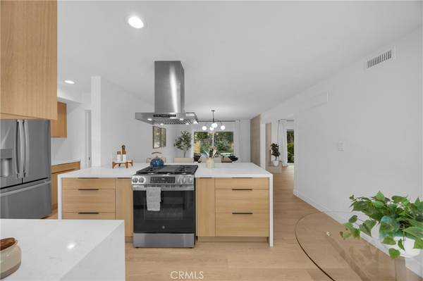 Northridge, CA 91343,16938 Knapp