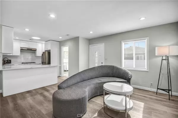 Chino, CA 91710,12811 Oaks