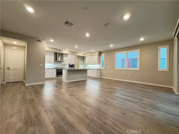 Irvine, CA 92612,175 Bowery