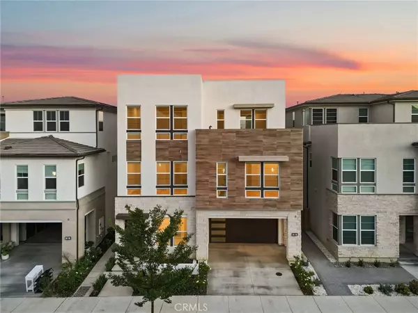 Montebello, CA 90640,1155 Poppy CT