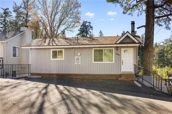 746 Arth DR, Crestline, CA 92325