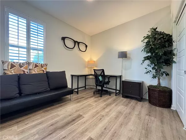 Irvine, CA 92618,129 Cadence