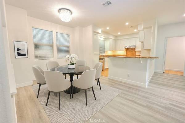 Corona, CA 92878,858 Calaveras