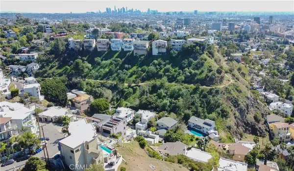 Los Angeles, CA 90068,2411 N Georgius WAY