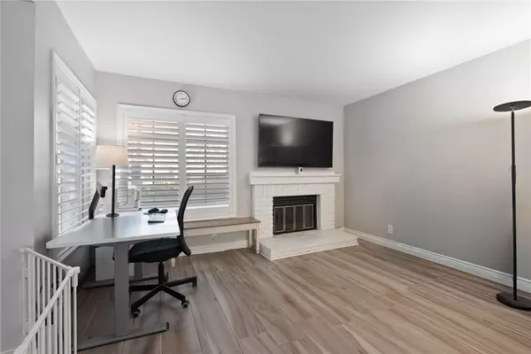 Anaheim, CA 92801,576 N Clemson DR #114