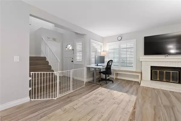 Anaheim, CA 92801,576 N Clemson DR #114