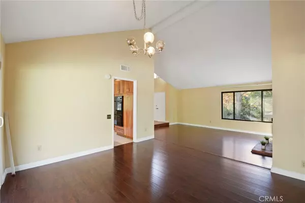 Hacienda Heights, CA 91745,3160 Gotera