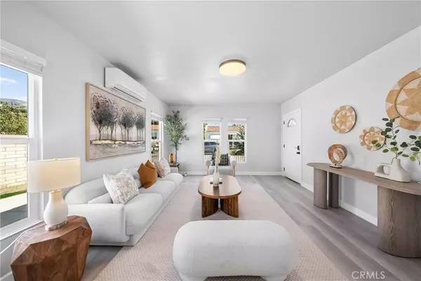 Altadena, CA 91001,2461 Saint Pierre