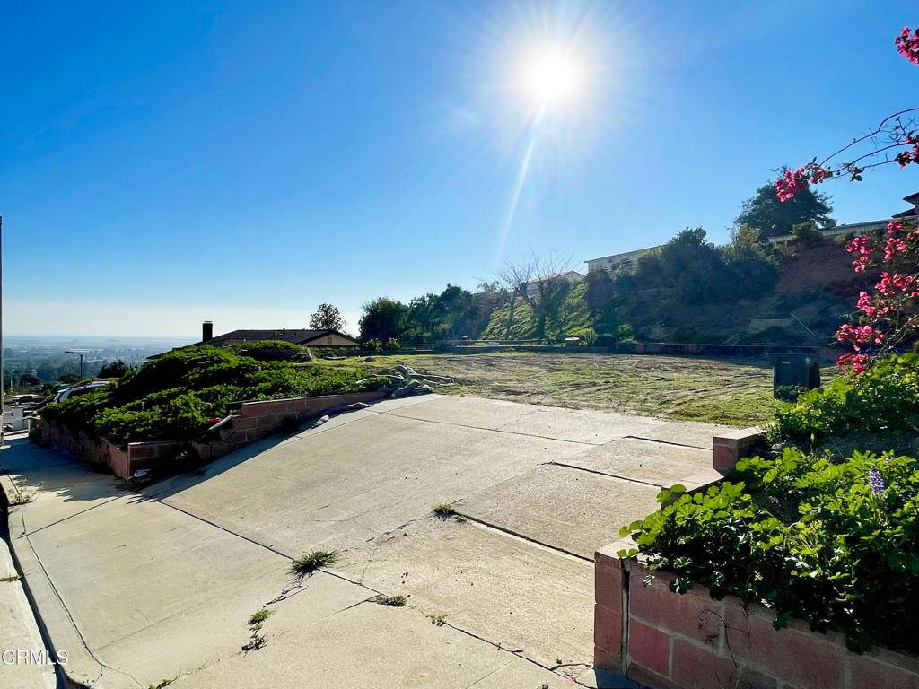 Ventura, CA 93003,679 Adirondack AVE