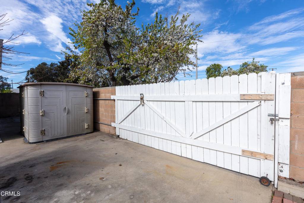 Ventura, CA 93003,2108 Antelope AVE