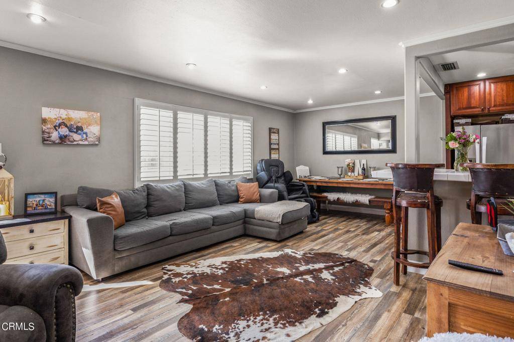Ojai, CA 93023,202 Shady LN