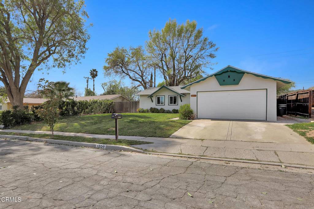 Ojai, CA 93023,1209 Ayers AVE