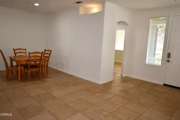 Oxnard, CA 93030,1042 Sonia DR