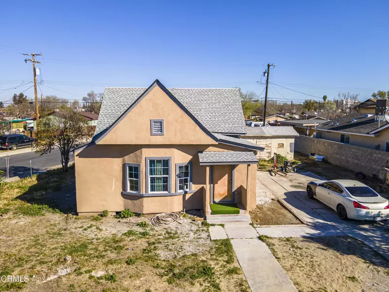 1300 E 9th ST, Bakersfield, CA 93307