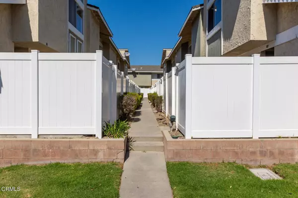Santa Paula, CA 93060,84 Bahia CIR