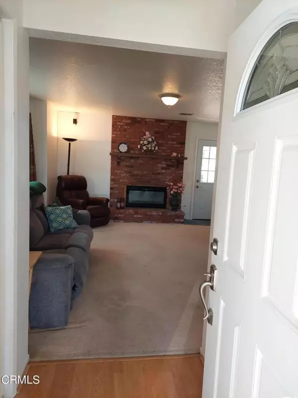 Newbury Park, CA 91320,271 Maple RD