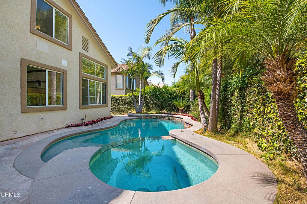 Simi Valley, CA 93065,238 Cliffwood DR