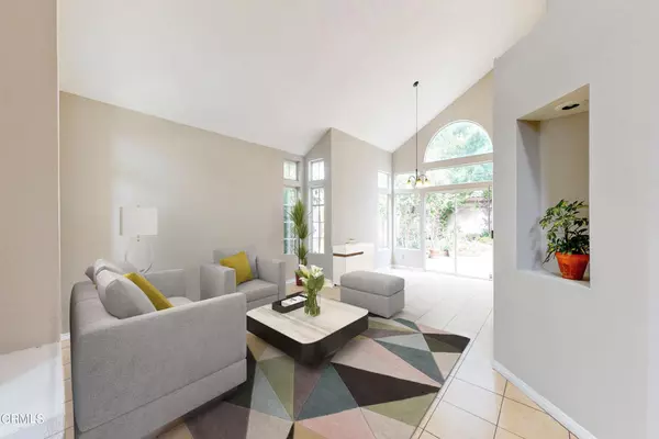 Santa Paula, CA 93060,1081 via Pacifica