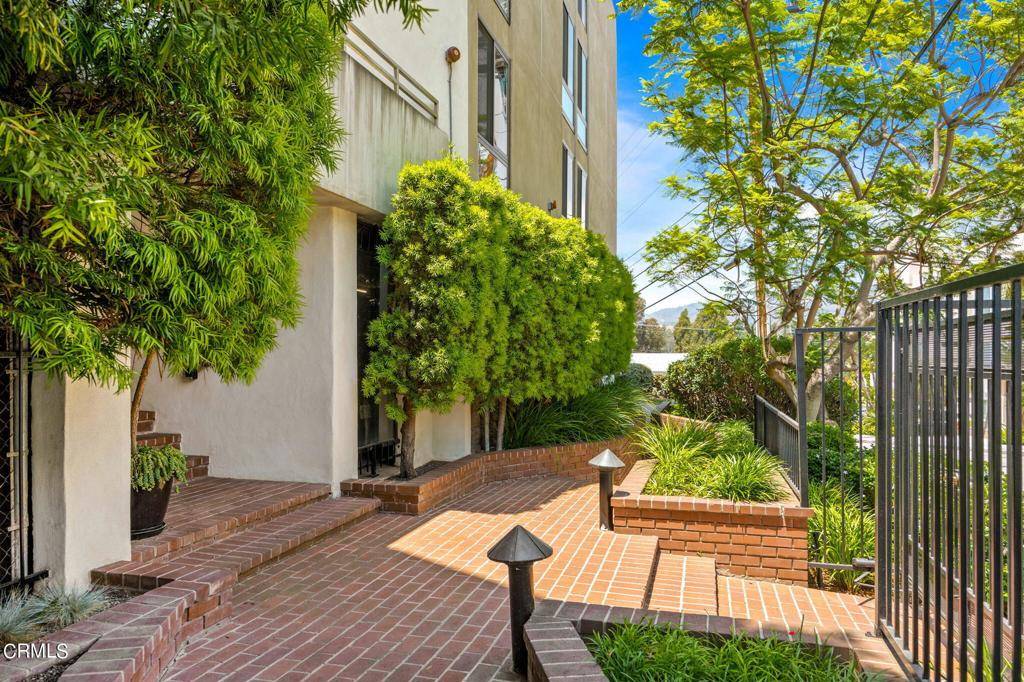 Pacific Palisades, CA 90272,15480 Antioch ST #300A