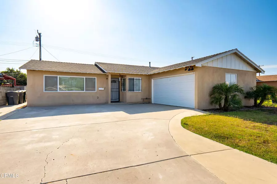 3945 S J ST, Oxnard, CA 93033